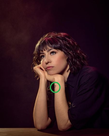 Melissa's got a heart tattoo inscribed on her left wrist.&nbsp;